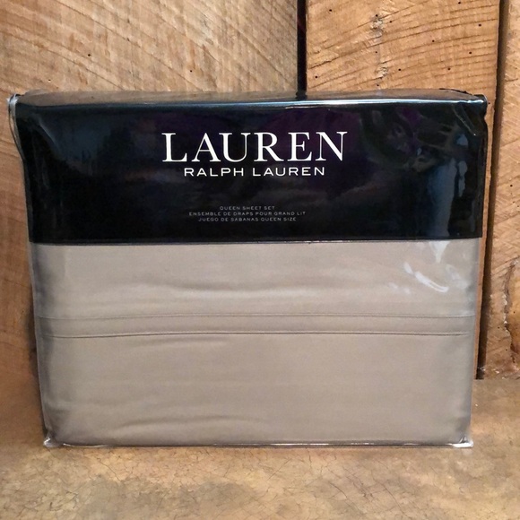 Ralph Lauren Bedding Nwt Ralph Lauren Solid Sateen Queen Sheet Set